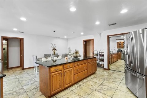 Villa ou maison à vendre à Bradenton, Floride: 5 chambres, 278.8 m2 № 1591942 - photo 8