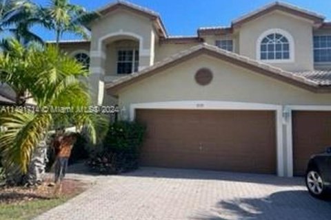 Villa ou maison à vendre à Miramar, Floride: 5 chambres, 362.41 m2 № 2175515 - photo 9