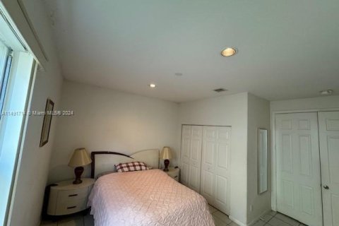 Villa ou maison à vendre à Miramar, Floride: 5 chambres, 362.41 m2 № 2175515 - photo 8