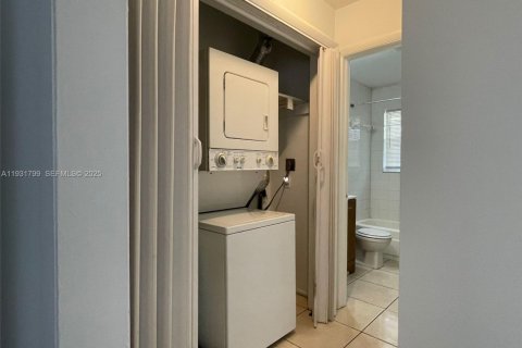 Copropriété à louer à West Palm Beach, Floride: 1 chambre, 55.74 m2 № 1990759 - photo 12