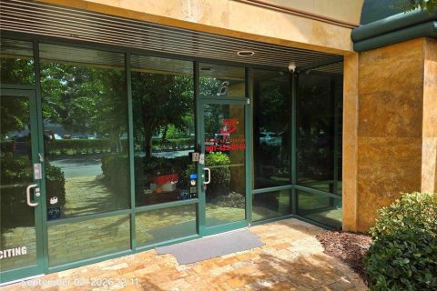 Immobilier commercial à louer à Orlando, Floride: 380.81 m2 № 2431910 - photo 4