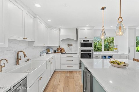Villa ou maison à vendre à Melbourne Beach, Floride: 4 chambres, 350.06 m2 № 2156922 - photo 6