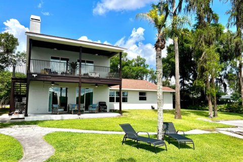 House in Land O' Lakes, Florida 4 bedrooms, 345.41 sq.m. № 1846940 - photo 4