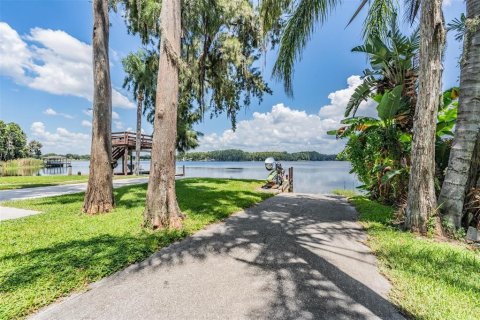House in Land O' Lakes, Florida 4 bedrooms, 345.41 sq.m. № 1846940 - photo 30