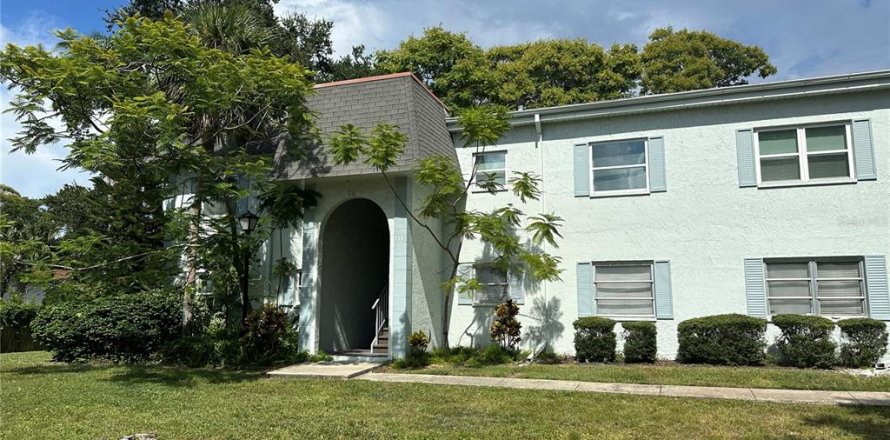 Condominio en Clearwater, Florida, 2 dormitorios № 1870799