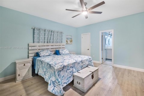 Casa en venta en Homestead, Florida, 4 dormitorios, 251.49 m2 № 2002234 - foto 28