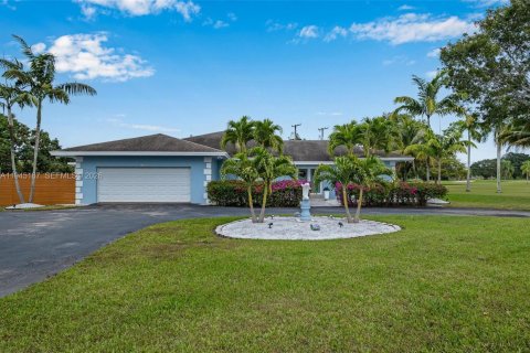 Casa en Homestead, Florida 4 dormitorios, 251.49 m2 № 2002234