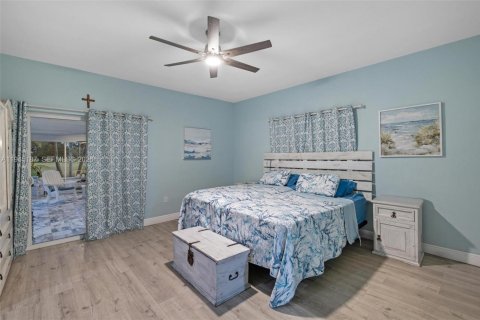 Casa en venta en Homestead, Florida, 4 dormitorios, 251.49 m2 № 2002234 - foto 29