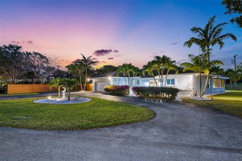 Casa en venta en Homestead, Florida, 4 dormitorios, 251.49 m2 № 2002234 - foto 2