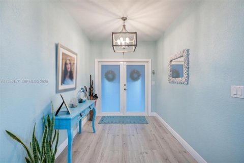 Casa en venta en Homestead, Florida, 4 dormitorios, 251.49 m2 № 2002234 - foto 15