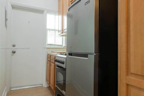 Купить кондоминиум в Майами-Бич, Флорида 42.36м2, № 1931944 - фото 10