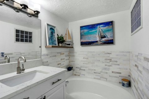 Copropriété à vendre à Jupiter, Floride: 2 chambres, 153.75 m2 № 2401769 - photo 19
