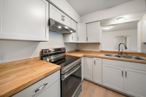 Villa ou maison à vendre à Venice, Floride: 3 chambres, 147.16 m2 № 2302488 - photo 6