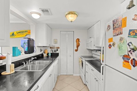 Condominio en venta en Dunedin, Florida, 2 dormitorios, 94.39 m2 № 1816704 - foto 9