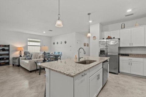 Casa en venta en Port Charlotte, Florida, 4 dormitorios, 188.68 m2 № 1903586 - foto 14