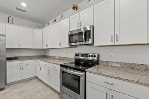 Casa en venta en Port Charlotte, Florida, 4 dormitorios, 188.68 m2 № 1903586 - foto 15