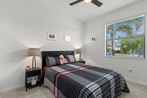 Casa en venta en Port Charlotte, Florida, 4 dormitorios, 188.68 m2 № 1903586 - foto 21