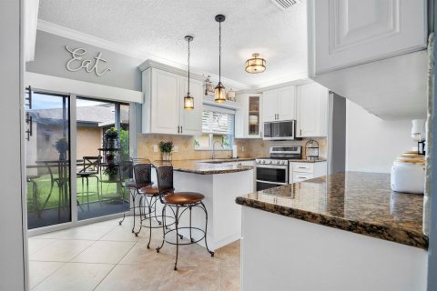 Villa ou maison à vendre à Tamarac, Floride: 2 chambres, 195.28 m2 № 2397787 - photo 7