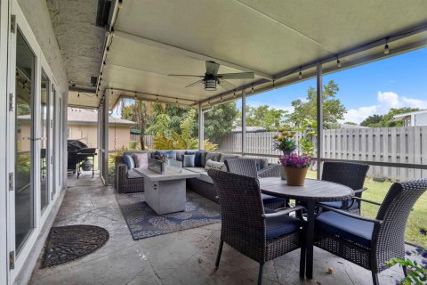 Villa ou maison à vendre à Tamarac, Floride: 2 chambres, 195.28 m2 № 2397787 - photo 27