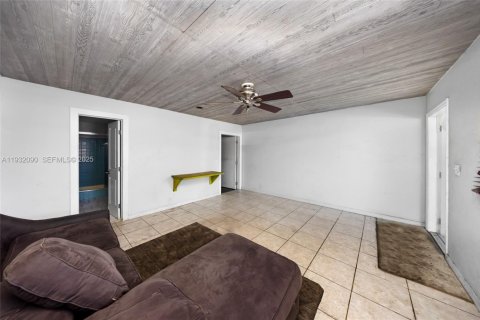 Immobilier commercial à vendre à Oakland Park, Floride № 2077108 - photo 11