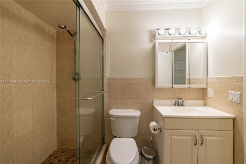 Townhouse in Hollywood, Florida 3 bedrooms, 150.04 sq.m. № 1892899 - photo 11