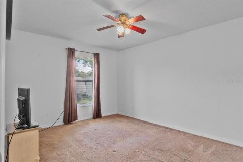 Villa ou maison à vendre à Clermont, Floride: 5 chambres, 228.17 m2 № 2406622 - photo 6