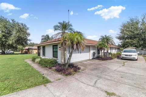 Villa ou maison à vendre à Clermont, Floride: 5 chambres, 228.17 m2 № 2406622 - photo 21