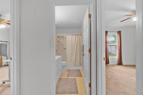 Villa ou maison à vendre à Clermont, Floride: 5 chambres, 228.17 m2 № 2406622 - photo 3