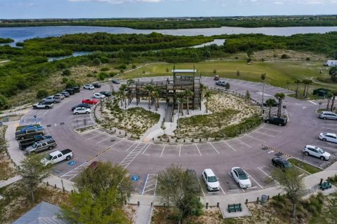 Villa ou maison à vendre à Apollo Beach, Floride: 4 chambres, 630.25 m2 № 2358243 - photo 20