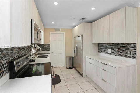 Casa en venta en Homestead, Florida, 3 dormitorios, 102.56 m2 № 2058929 - foto 14