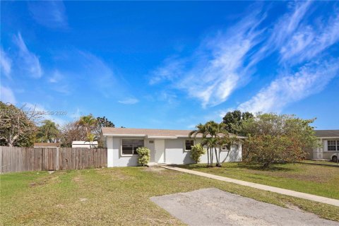 Casa en venta en Homestead, Florida, 3 dormitorios, 102.56 m2 № 2058929 - foto 7