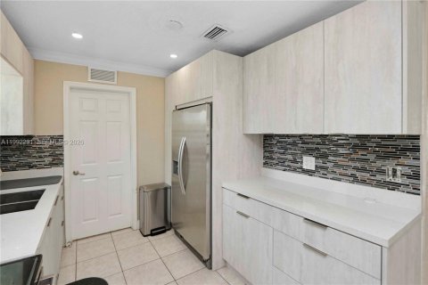 Casa en venta en Homestead, Florida, 3 dormitorios, 102.56 m2 № 2058929 - foto 16