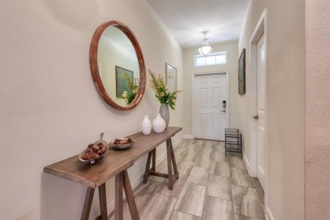 Casa en venta en Kissimmee, Florida, 6 dormitorios, 305.74 m2 № 2225973 - foto 3