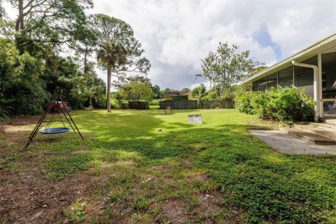 House in Edgewater, Florida 3 bedrooms, 99.03 sq.m. № 2391302 - photo 22