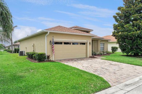 Casa en venta en Winter Haven, Florida, 3 dormitorios, 157.93 m2 № 2212867 - foto 3