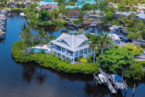 Casa en venta en Sarasota, Florida, 3 dormitorios, 335.93 m2 № 1552167 - foto 1