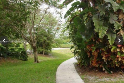 Copropriété à louer à Boca Raton, Floride: 2 chambres, 142.7 m2 № 1930795 - photo 12