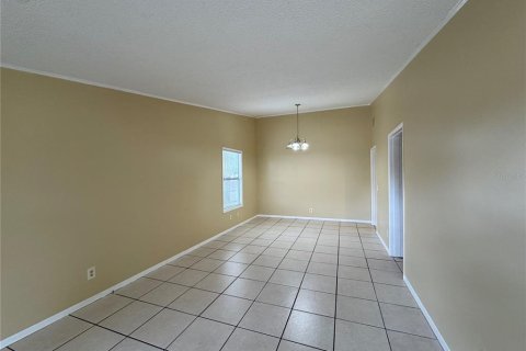 Condominio en alquiler en Lake Mary, Florida, 2 dormitorios, 80.27 m2 № 1915573 - foto 4