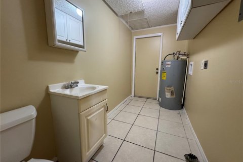 Condominio en alquiler en Lake Mary, Florida, 2 dormitorios, 80.27 m2 № 1915573 - foto 25