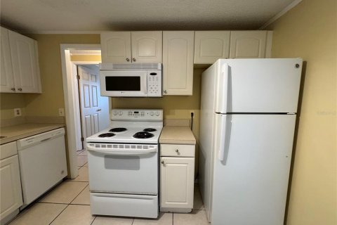 Condominio en alquiler en Lake Mary, Florida, 2 dormitorios, 80.27 m2 № 1915573 - foto 9