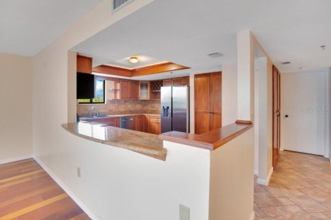 Condo in Orlando, Florida, 2 bedrooms № 2205053 - photo 4
