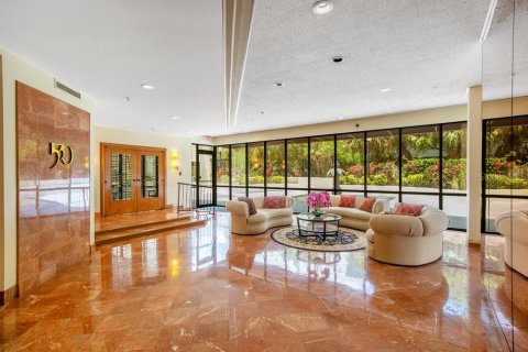 Condo in Orlando, Florida, 2 bedrooms № 2205053 - photo 19