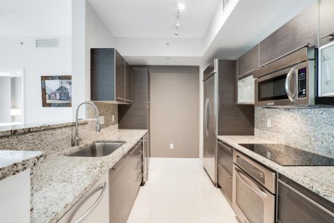 Copropriété à louer à West Palm Beach, Floride: 2 chambres, 104.05 m2 № 2398004 - photo 2