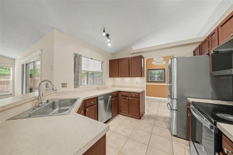 Villa ou maison à vendre à Apopka, Floride: 3 chambres, 144.56 m2 № 2415437 - photo 14