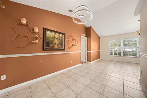 Villa ou maison à vendre à Apopka, Floride: 3 chambres, 144.56 m2 № 2415437 - photo 11