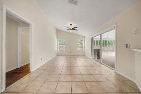 Villa ou maison à vendre à Apopka, Floride: 3 chambres, 144.56 m2 № 2415437 - photo 20