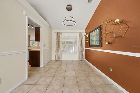 Villa ou maison à vendre à Apopka, Floride: 3 chambres, 144.56 m2 № 2415437 - photo 8