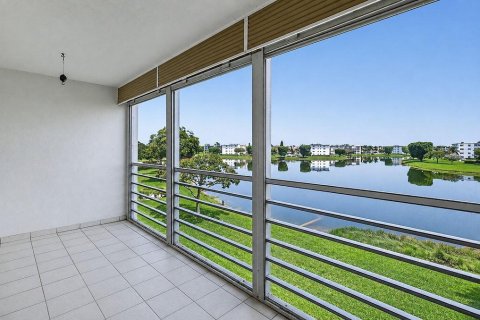 Condo in Boca Raton, Florida, 2 bedrooms  № 2317053