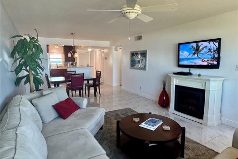 Copropriété à louer à Clearwater, Floride: 2 chambres, 103.21 m2 № 2144164 - photo 20