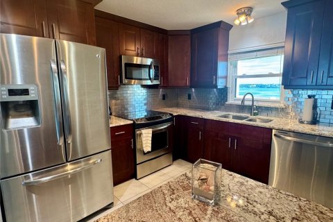 Copropriété à louer à Clearwater, Floride: 2 chambres, 103.21 m2 № 2144164 - photo 13